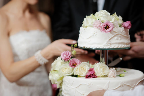 wedding cake stand