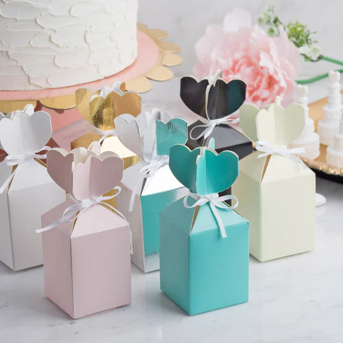 why use wedding favors